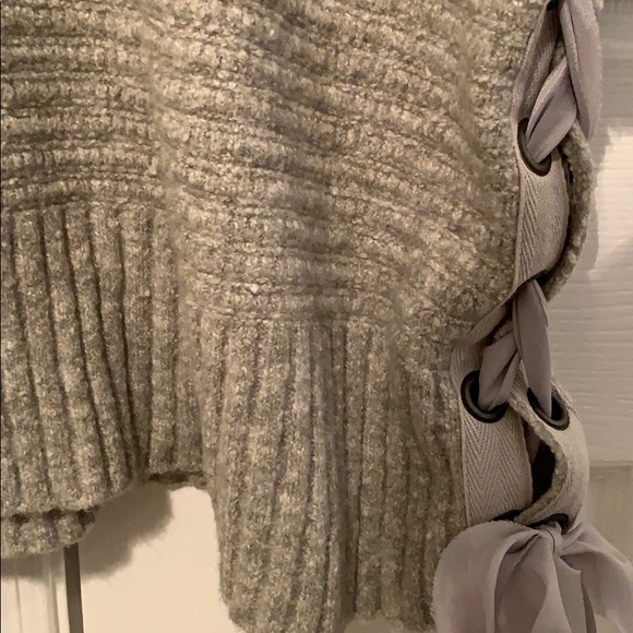 free People gray sweater - Picture 5 of 5